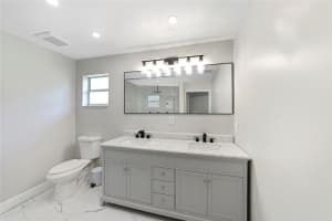 2687 Oak Park Cir, Davie, FL 33328 Sold 12/15/25