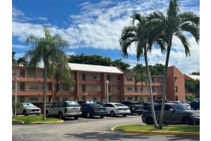 8818 W Mcnab Rd 303, Tamarac