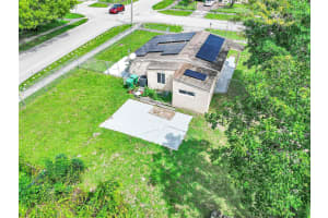 891 34th Terrace, Lauderhill, FL 33311 - MLS#F10530351