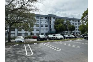 2401 Riverside Drive, Coral Springs, FL 33065 - MLS#F10530406