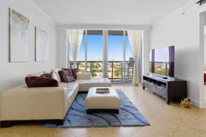 401 69th St 1613, Miami Beach, FL 33141 - MLS#F10530435