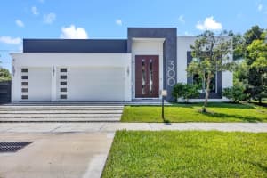 300 NE 21st Ct, Wilton Manors, FL 33305 - MLS#F10530458