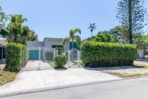 912 NE 17th Ter, Fort Lauderdale, FL 33304 - MLS#F10530461