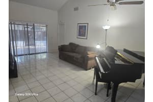 1581 NW 98th Ter, Pembroke Pines, FL 33024 Sold 12/04/25