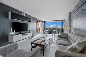 3625 Country Club Drive, Miami, FL 33180 - MLS#F10530495