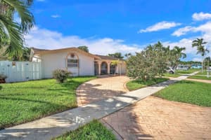 7950 NW 8th Ct, Margate, FL 33063 - MLS#F10530505