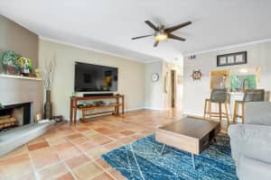921 SE 13th St 3, Fort Lauderdale, FL 33316 - MLS#F10530519