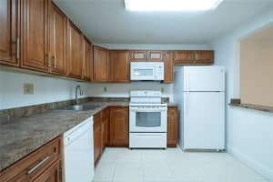 9233 SW 8th STREET 222, Boca Raton, FL 33428 - MLS#F10530524