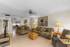 4160 Cambridge G 4160, Deerfield Beach, FL 33442 - MLS#F10530538