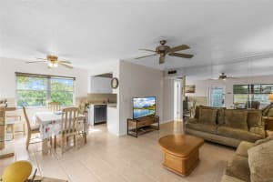 4160 Cambridge G 4160, Deerfield Beach, FL 33442 - MLS#F10530538