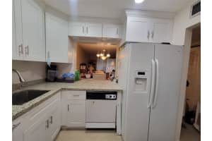 5945 Del Lago Cir 105, Sunrise, FL 33313 - MLS#F10530545