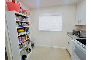 5945 Del Lago Circle, Sunrise, FL 33313 - MLS#F10530545