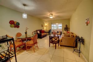 1112 Lake Ter 202, Boynton Beach, FL 33426 - MLS#F10530577