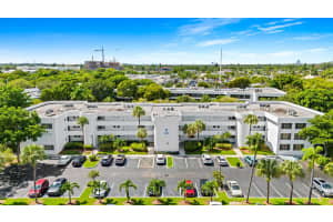 1470 Sheridan St 16C, Hollywood, FL 33020 - MLS#F10530582