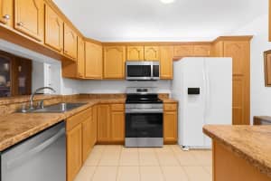 2908 Carambola Cir 101-B, Pompano Beach, FL 33066 - MLS#F10530602