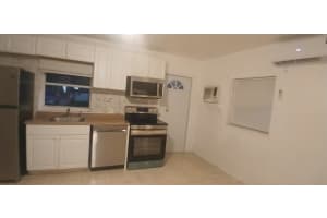 6129 Garfield St 2, Hollywood, FL 33024 - MLS#F10530632