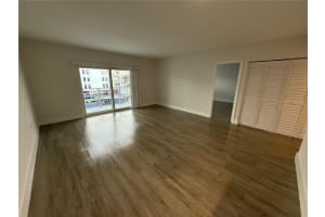 3626 NE 168th St 304, North Miami Beach, FL 33160 - MLS#F10530642