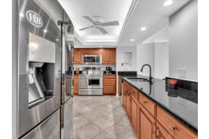 1150 Hillsboro Mile 204, Hillsboro Beach, FL 33062, Hillsboro Beach, FL 33062 - MLS#F10530646