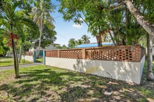 871 SW 10th St, Pompano Beach, FL 33060 - MLS#F10530648
