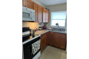 8135 Sunrise Lakes Blvd 307, Sunrise, FL 33322 - MLS#F10530653