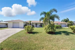 133 Peckham, Port Charlotte, FL 33952 - MLS#F10530669