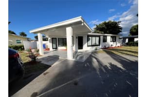 455 SW 14th Ct, Pompano Beach, FL 33060 - MLS#F10530685