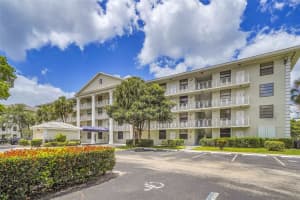 1713 Whitehall Drive, Davie, FL 33324 - MLS#F10530726