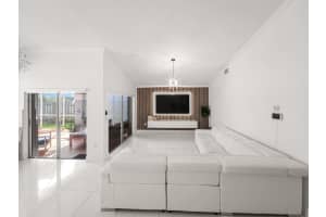 5090 NW 54th St, Coconut Creek, FL 33073 Sold 12/05/25