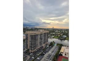1985 S Ocean Dr 19j, Hallandale Beach