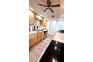 110 NW 70th St 202, Boca Raton, FL 33487 - MLS#F10530774