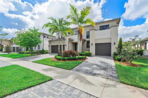 10472 Cobalt Ct, Parkland, FL 33076 - MLS#F10530781