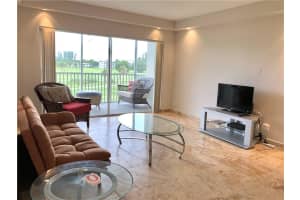 2950 N Palm Aire Dr 305, Pompano Beach, FL 33069 - MLS#F10530796