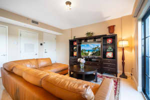 2401 N Ocean Blvd 403, Fort Lauderdale, FL 33305 - MLS#F10530816