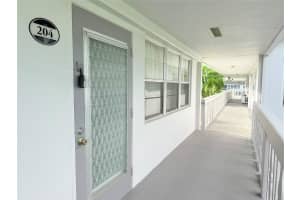 204 Oakridge M 204, Deerfield Beach, FL 33442, Deerfield Beach, FL 33442 - MLS#F10530817