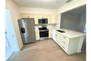 2547 Roosevelt St, Hollywood, FL 33020 - MLS#F10530846