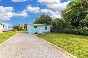 1729 Lauderdale Manor Drive, Fort Lauderdale, FL 33311 - MLS#F10530852