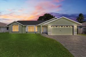 2923 SE Bella Rd, Port Saint Lucie, FL 34984 - MLS#F10530884