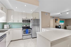 8511 Old Country Mnr 40, Davie, FL 33328 - MLS#F10530890