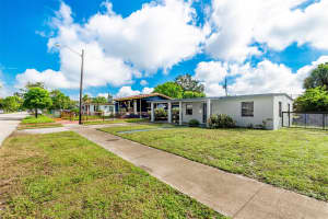 416 NW 19th Ave, Fort Lauderdale, FL 33311 - MLS#F10530899