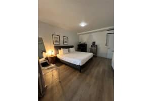 2100 NE 33rd Ave 0, Fort Lauderdale, FL 33305 - MLS#F10530903