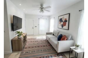 430 S 26th Ave, Hollywood, FL 33020 - MLS#F10530919