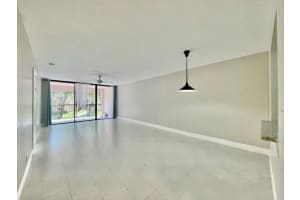 8592 W Sunrise Blvd 211, Plantation, FL 33322 - MLS#F10530972