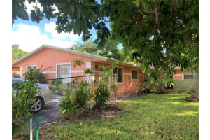1080 SW 14th St, Deerfield Beach, FL 33441 - MLS#F10530991