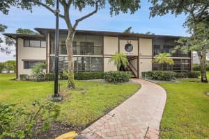 9369 S Belfort Circle 114, Tamarac