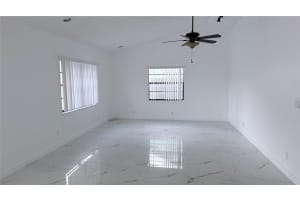 8205 SW 12th St, North Lauderdale, FL 33068 - MLS#F10531015