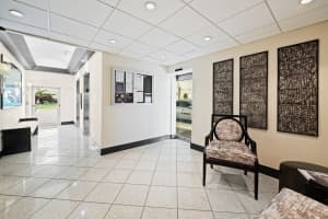 1050 Hillsboro Mile 203w, Hillsboro Beach, FL 33062 - MLS#F10531016