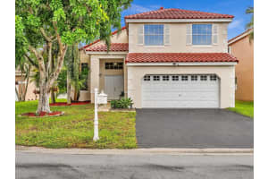 235 Somerset Way, Weston, FL 33326 Sold 11/25/25