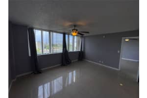 4222 Inverrary Blvd 4702, Lauderhill, FL 33319 - MLS#F10531049