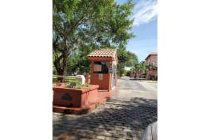 620 Tennis Club Dr 111, Fort Lauderdale, FL 33311 - MLS#F10531058