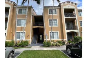 8010 N NOB HILL RD 205, Tamarac, FL 33321 - MLS#F10531059
